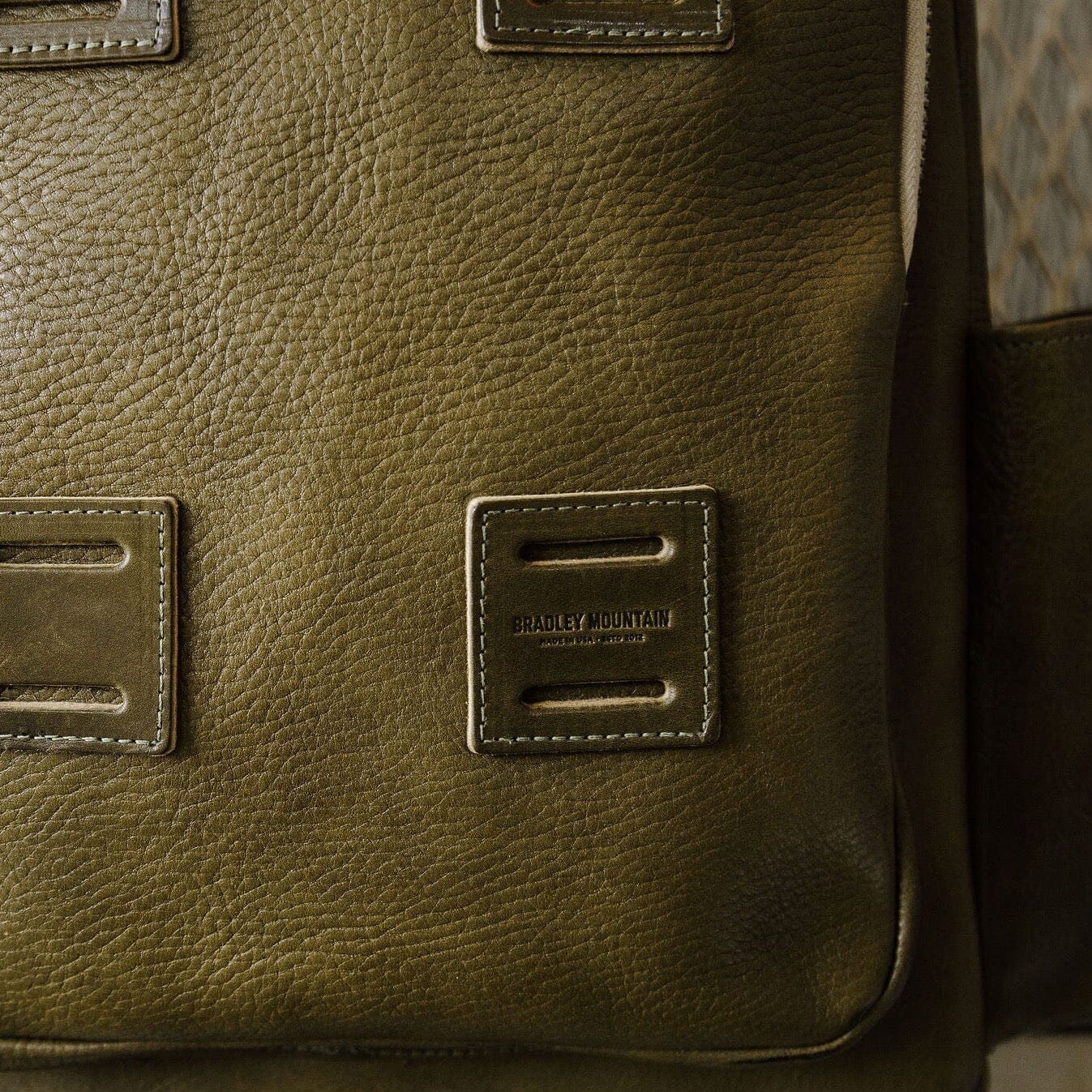 Leather Rover Backpack - Olive