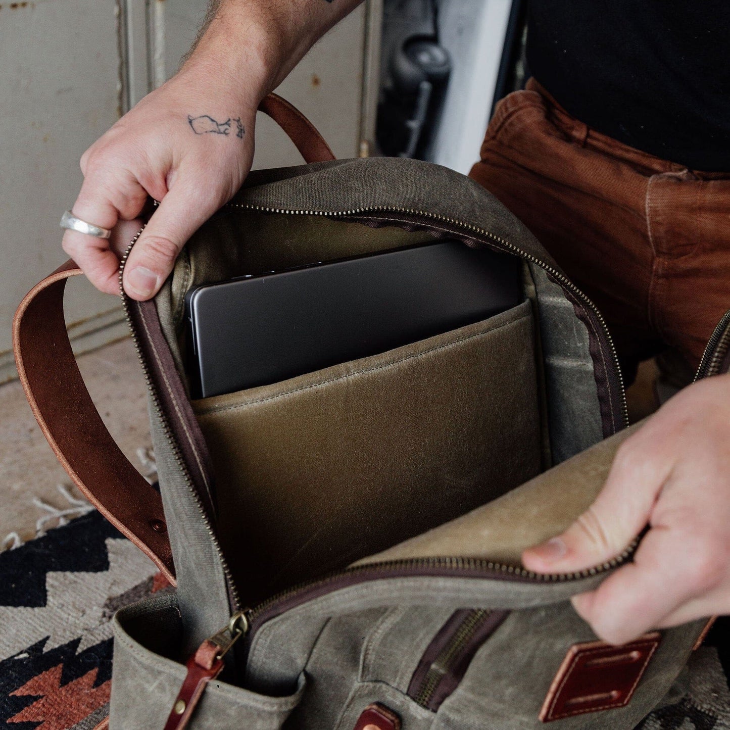 Rover Backpack - Field Tan
